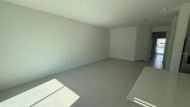 2914 Savoir in Davenport, FL - Building Photo - Building Photo