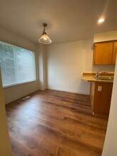 3937 NE 149th Ave in Portland, OR - Building Photo - Building Photo