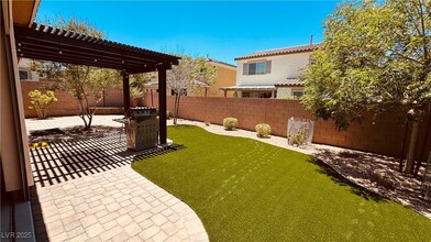 2569 Prairie Pine St in Henderson, NV - Building Photo - Building Photo