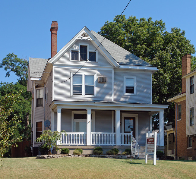 3144 Montana Ave in Cincinnati, OH - Foto de edificio - Building Photo