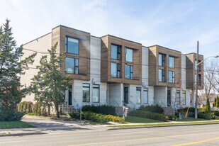 3056 Bayview Av in Toronto, ON - Building Photo