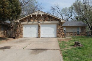 620 Lloyd Ave in Midwest City, OK - Building Photo