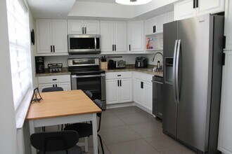 3507 Oaks Way in Pompano Beach, FL - Building Photo - Building Photo