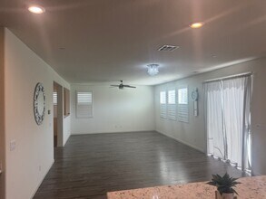 3714 Zeppelin Ln in Stockton, CA - Building Photo - Building Photo