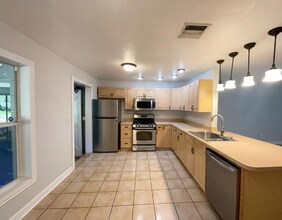 2037 Recker Hwy in Winter Haven, FL - Building Photo - Building Photo