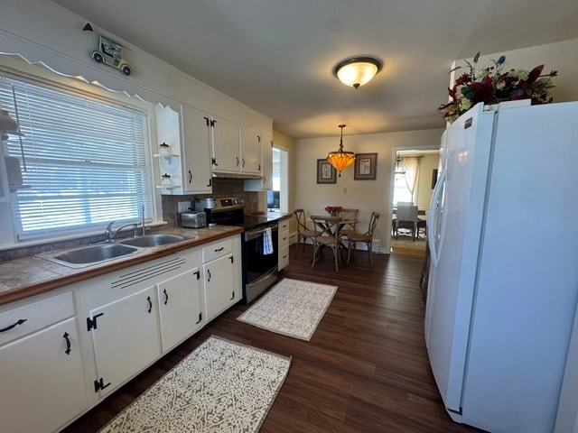 property at 2403 New Holland Pike