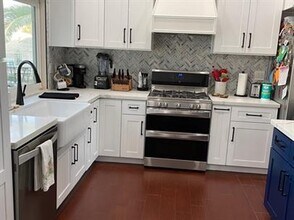 11500 Jimrik Ave in Bakersfield, CA - Building Photo - Building Photo