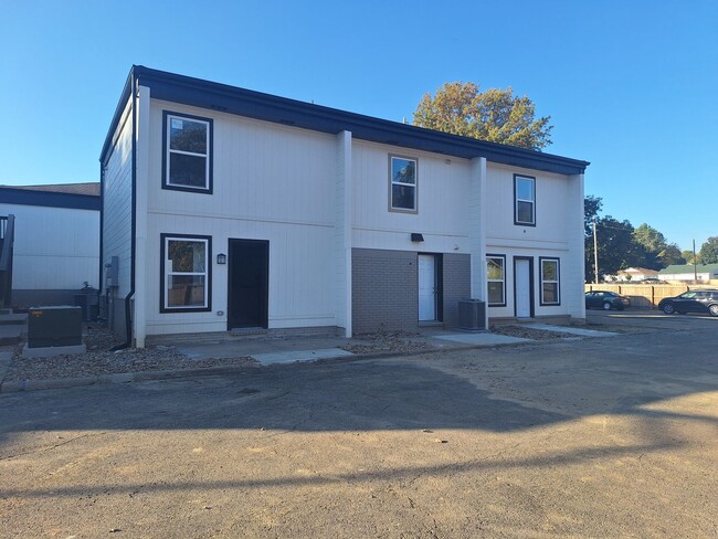 Lofts on Park in Fort Smith, AR - Building Photo - Building Photo