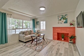 21214 Montgomery Ave in Hayward, CA - Building Photo - Building Photo