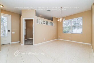 5610 Terrain De Golf Dr, Unit 4905 in Lutz, FL - Foto de edificio - Building Photo