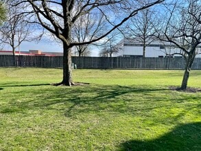 213 Carlisle Ave in Westmont, IL - Building Photo - Building Photo
