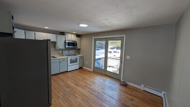 246 Hurricane Rd in Belmont, NH - Building Photo - Building Photo