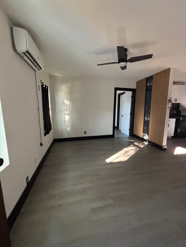 7213 Moline St in Houston, TX - Building Photo - Building Photo