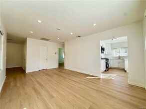 4644 Lowell Ave in Glendale, CA - Building Photo - Building Photo