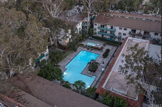 5460 White Oak Ave, Unit # E 318 in Encino, CA - Building Photo - Building Photo