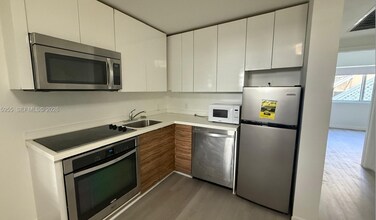 820 15th St, Unit unit## in Miami Beach, FL - Building Photo - Building Photo