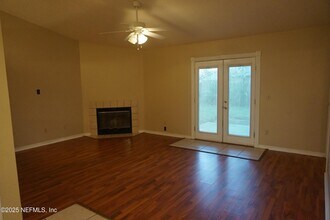 7809 Allspice Cir E in Jacksonville, FL - Building Photo - Building Photo