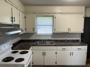 2013 N College Ave in Bethany, OK - Building Photo - Building Photo