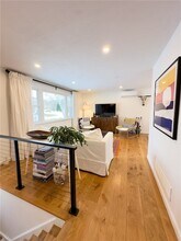 14 Pocahontas Dr in Middletown, RI - Foto de edificio - Building Photo