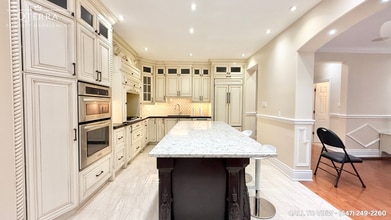 51 Minerva Av in Toronto, ON - Building Photo - Building Photo