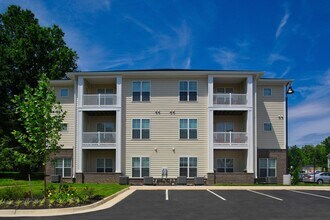Village at West Lake in Richmond, VA - Building Photo - Building Photo
