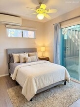 1542 E Woodbury Rd in Pasadena, CA - Building Photo - Building Photo