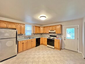 124 Virginia Ave in Pittsburgh, PA - Building Photo - Building Photo
