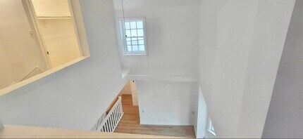 301 Somerset St, Unit B in Gloucester City, NJ - Building Photo - Building Photo