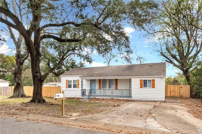 property at 112 Shell Rd Pl