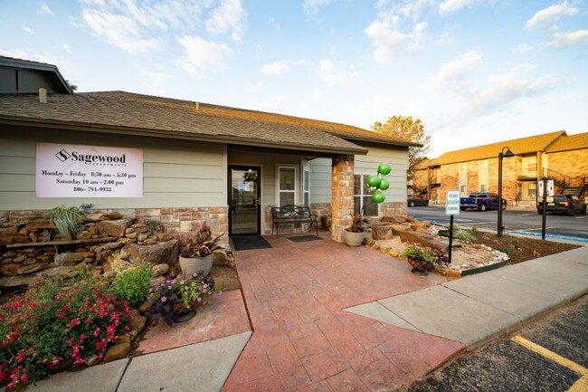 Sagewood Apartments in Lubbock, TX - Building Photo - Building Photo