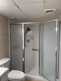 2815 Kings Crossing Dr photo'