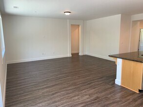 495 Milford St in Brentwood, CA - Building Photo - Building Photo