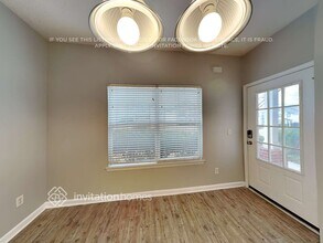 170 Stillwood Dr in Newnan, GA - Building Photo - Building Photo