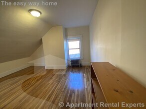 381 Harvard St in Cambridge, MA - Building Photo - Building Photo