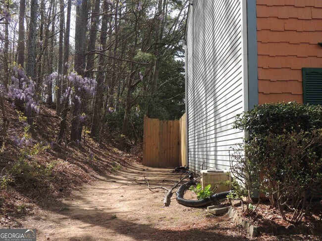 1496 Inverness Dr in Stone Mountain, GA - Building Photo - Building Photo
