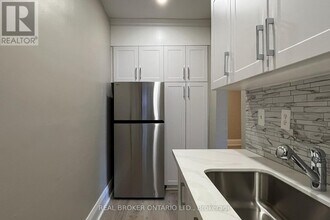775 Woodbine Ave in Toronto, ON - Building Photo - Building Photo