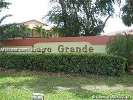 6545 W 27th Ct in Hialeah, FL - Building Photo