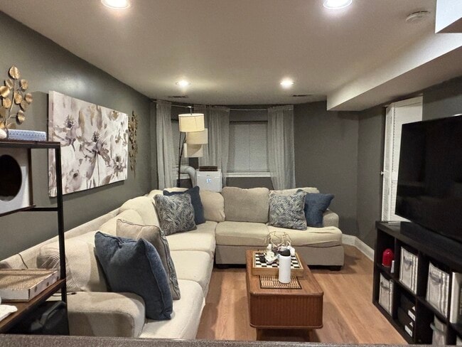 4871 N Magnolia Ave, Unit G