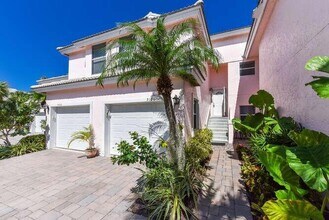 3104 Fairway Dr N in Jupiter, FL - Building Photo - Building Photo
