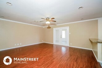 6611 Meadow Fawn Dr in Converse, TX - Foto de edificio - Building Photo