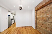 122 E 57th St photo'