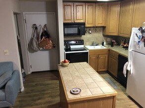 3030 Oneal Pkwy, Unit M-35 in Boulder, CO - Building Photo - Building Photo