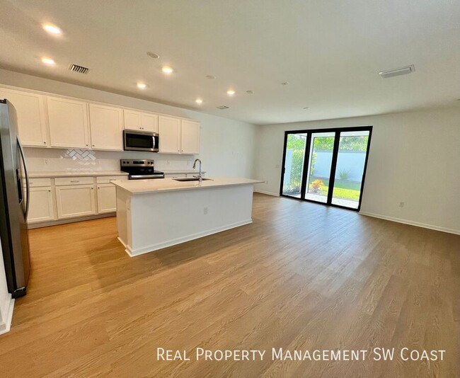 27851 Solis Grande Dr in Bonita Springs, FL - Building Photo - Building Photo