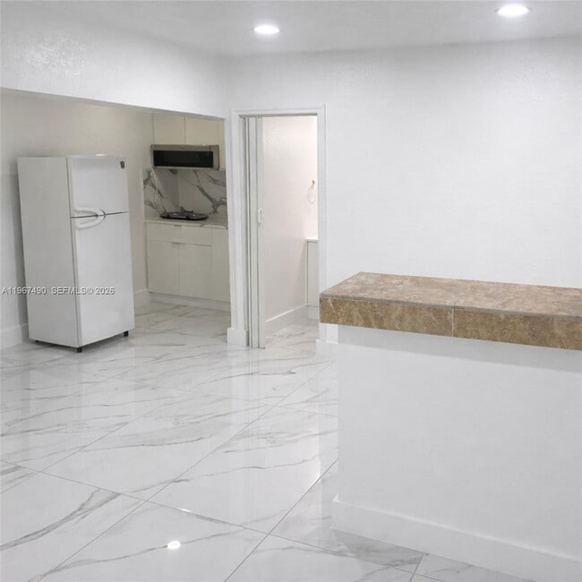 3412 NW 176th Terrace in Miami Gardens, FL - Building Photo - Building Photo