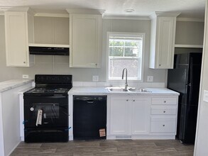 10 Andieange Cir in Asheville, NC - Building Photo - Building Photo