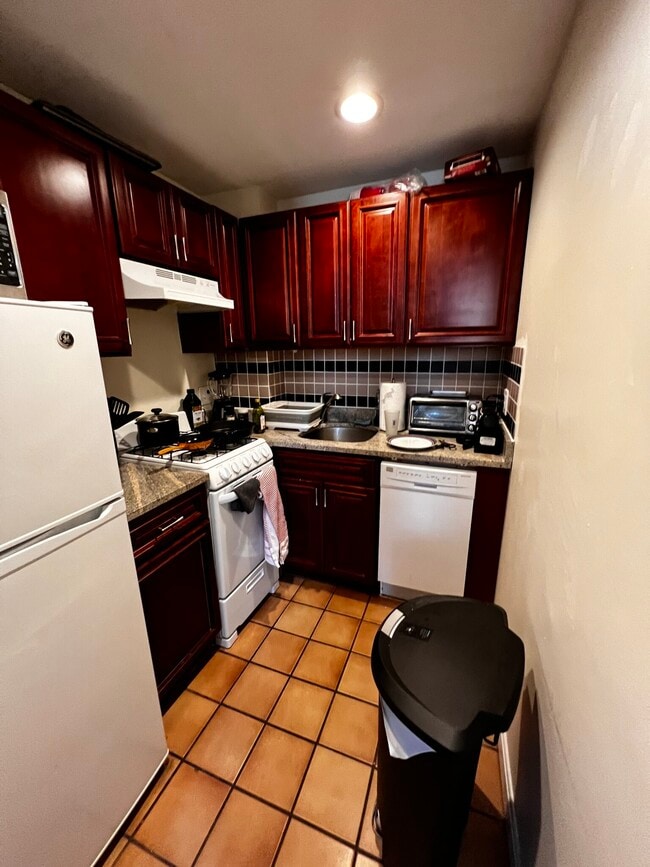 property at 242 Shawmut Ave