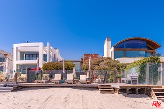 23752 Malibu Rd in Malibu, CA - Building Photo - Building Photo