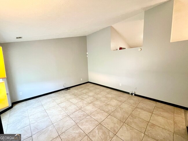 7627 Ward Ln in Jonesboro, GA - Building Photo - Building Photo
