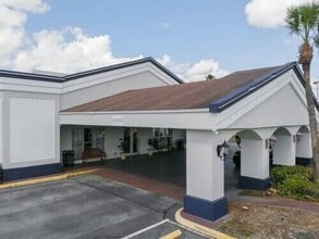 8700 S Orange Blossom Trl in Orlando, FL - Building Photo - Building Photo