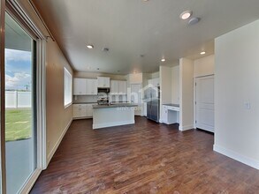 1479 W Afton St in Kuna, ID - Foto de edificio - Building Photo